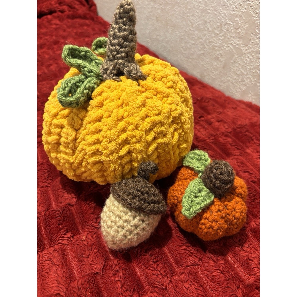 Handmade Crochet Trio 2-Pumpkins Gold 7x7 Rust 3x3 1-Acorn 3 inch Autumn Decor